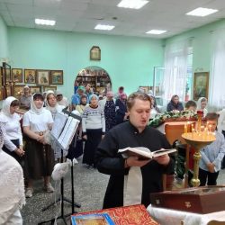 Богослужение в неделю 12-ю по Пятидесятнице.